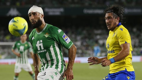 Betis y Cádiz empatan en un duelo competido y con ritmo de LaLiga