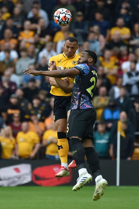 Wolverhampton cae ante el Tottenham en la Liga Premier