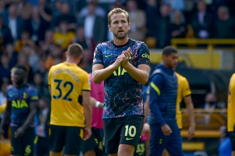 Wolverhampton cae ante el Tottenham en la Liga Premier