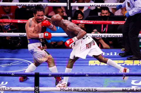 Cubano Yordenis Ugás vence por decisión unánime a Manny Pacquiao