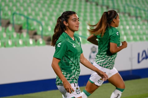 Guerreras del Santos Laguna golean 4-0 al Cruz Azul en el Estadio Corona