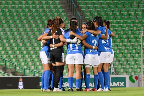 Guerreras del Santos Laguna golean 4-0 al Cruz Azul en el Estadio Corona