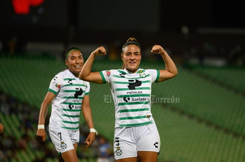Guerreras del Santos Laguna golean 4-0 al Cruz Azul en el Estadio Corona