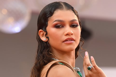 Zendaya y Kristen Stewart son las protagonistas del Festival de Venecia con 'espectacular look'