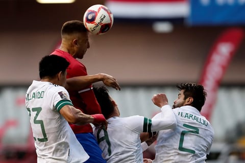México triunfa ante Costa Rica y mantiene el liderato en las eliminatorias mundialistas