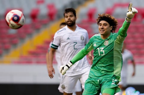 México triunfa ante Costa Rica y mantiene el liderato en las eliminatorias mundialistas