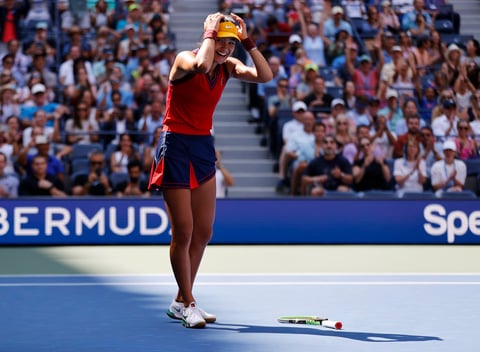 Emma Raducanu da la sorpresa en el Abierto de EUA al vencer a Belinda Bencic