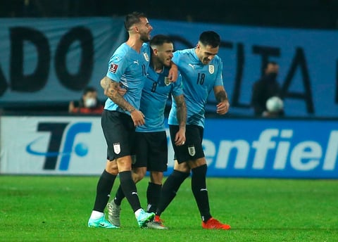 Uruguay consigue agónica victoria sobre Ecuador con gol de Gastón Pereiro