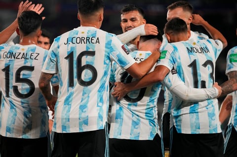 Con triplete de Messi, Argentina venció a Bolivia en las eliminatorias mundialistas