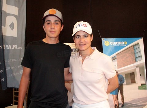 Nadie quiso quedarse sin su foto con Lorena