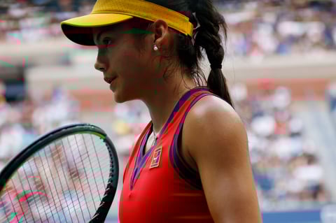 Emma Raducanu vence a Leylah Fernández y conquista su primer título del Abierto de Estados Unidos