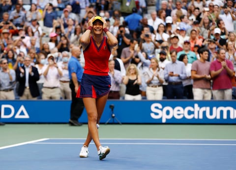 Emma Raducanu vence a Leylah Fernández y conquista su primer título del Abierto de Estados Unidos