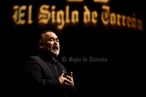 Javier Camarena entrega su voz al centenario de El Siglo de Torreón