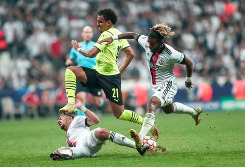 Jude Bellingham y Erling Haaland dan triunfo al Borussia Dortmund ante Besiktas