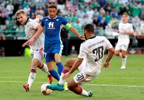 Betis inicia su camino en la fase de grupos de la Europa League con sufrida victoria ante el Celtic FC