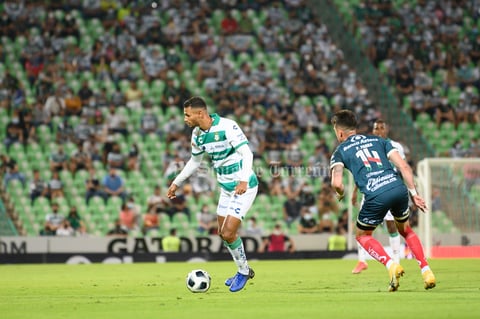 Con gol de Alessio Da Cruz, Santos Laguna rescata el empate ante Puebla.