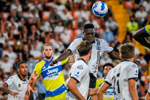 Juventus finalmente gana un partido tras derrotar al Spezia