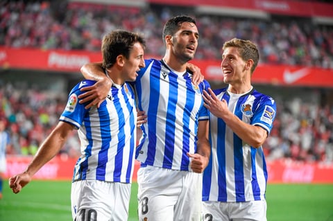 Real Sociedad logra remontar ante un frágil Granada