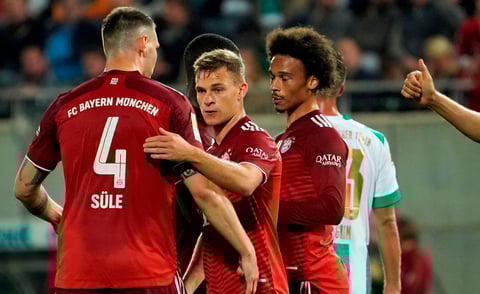 El Bayern se impone al Greuther Fürth jugando con diez más de cuarenta minutos