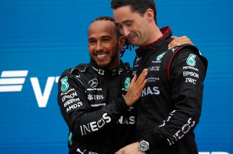 Hamilton conquista su victoria cien en Fórmula 1 con Gran Premio de Rusia