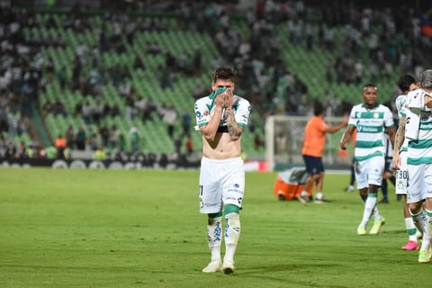 Rayados se impone de visitante ante Santos Laguna