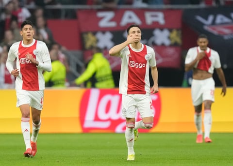 Ajax continúa en gran momento y gana en Champions League en la J2