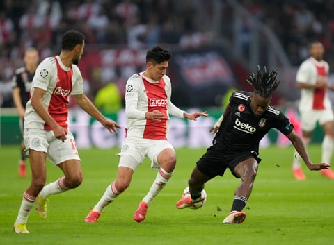 Ajax continúa en gran momento y gana en Champions League en la J2