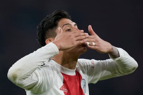 Ajax continúa en gran momento y gana en Champions League en la J2