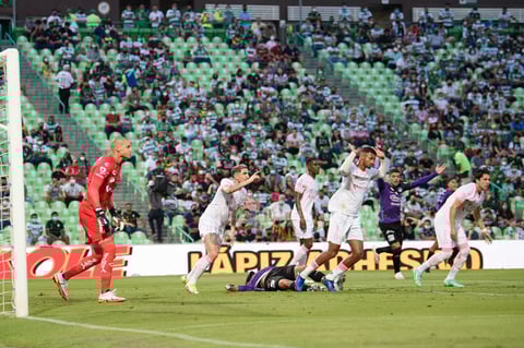 Santos vence a Mazatlán y vuelve a zona de repechaje