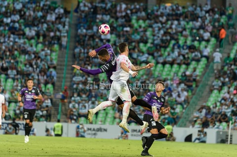 En deslucido juego, Santos derrota al Mazatlán FC y vuelve a puestos de reclasificación