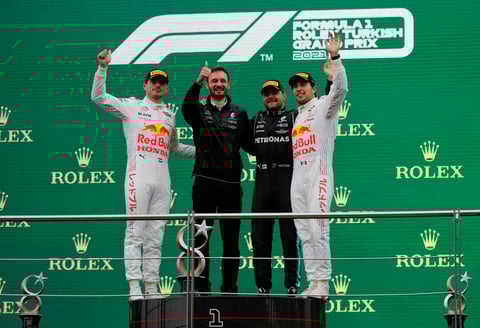 Valtteri Bottas se lleva el Gran Premio de Turquía; 'Checo' Pérez concluye tercero