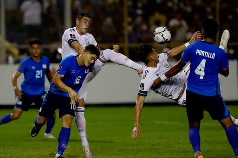 México vence a El Salvador y se coloca en cima del octogonal final de Concacaf para Mundial de Qatar 2022