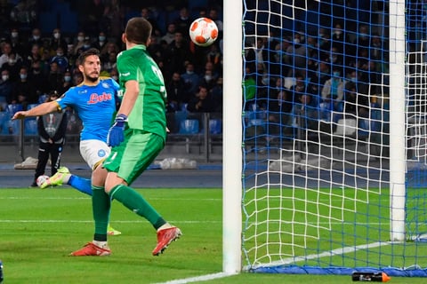 Lorenzo Insigne impulsa triunfo del Napoli frente al Legia Varsovia