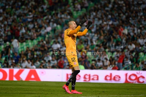 Con gol de Eduardo Aguirre, Santos Laguna rescata el empate ante Toluca