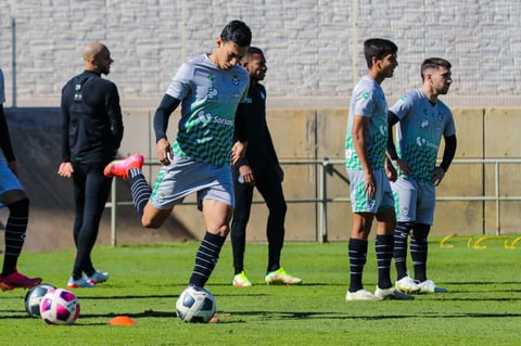 Último entrenamiento de Santos antes de visitar al Querétaro en la J16