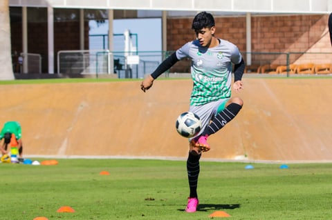 Último entrenamiento de Santos antes de visitar al Querétaro en la J16