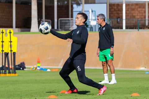 Último entrenamiento de Santos antes de visitar al Querétaro en la J16