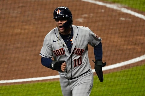 Houston viene de atrás y vencen 9-5 a Bravos