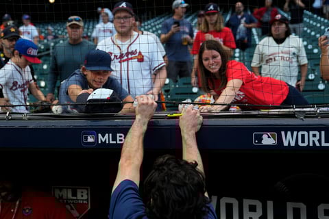 Bravos de Atlanta ganan la Serie Mundial por primera vez desde 1995
