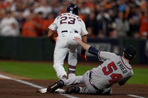 Bravos de Atlanta ganan la Serie Mundial por primera vez desde 1995