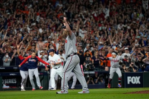 Bravos de Atlanta ganan la Serie Mundial por primera vez desde 1995