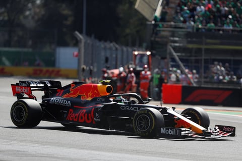 'Checo' Pérez conquista el tercer lugar en Gran Premio de México