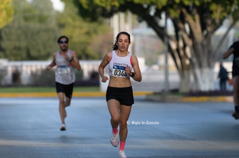 Fotos de la Carrera 21k autocentro autopop 2021, décimo aniversario