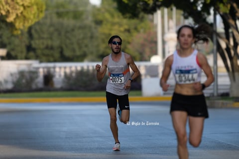 Fotos de la Carrera 21k autocentro autopop 2021, décimo aniversario