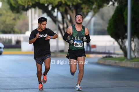 Fotos de la Carrera 21k autocentro autopop 2021, décimo aniversario
