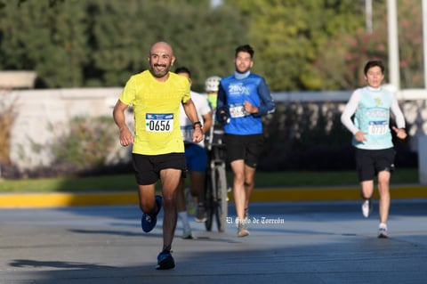 Fotos de la Carrera 21k autocentro autopop 2021, décimo aniversario
