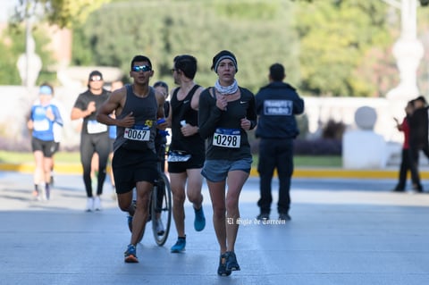 Fotos de la Carrera 21k autocentro autopop 2021, décimo aniversario