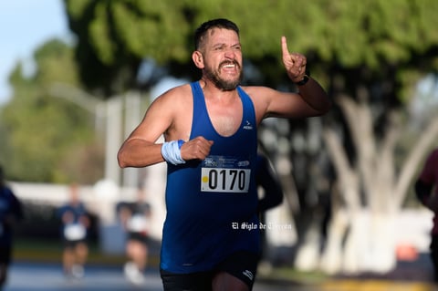 Fotos de la Carrera 21k autocentro autopop 2021, décimo aniversario