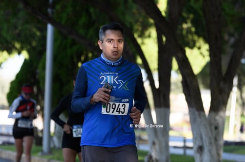 Fotos de la Carrera 21k autocentro autopop 2021, décimo aniversario