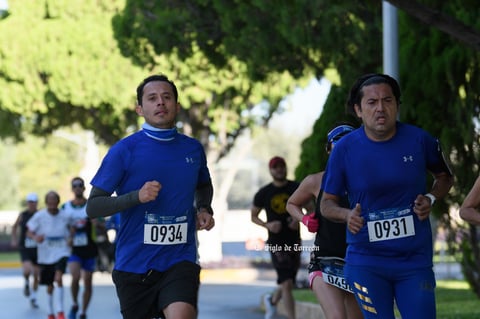 Fotos de la Carrera 21k autocentro autopop 2021, décimo aniversario